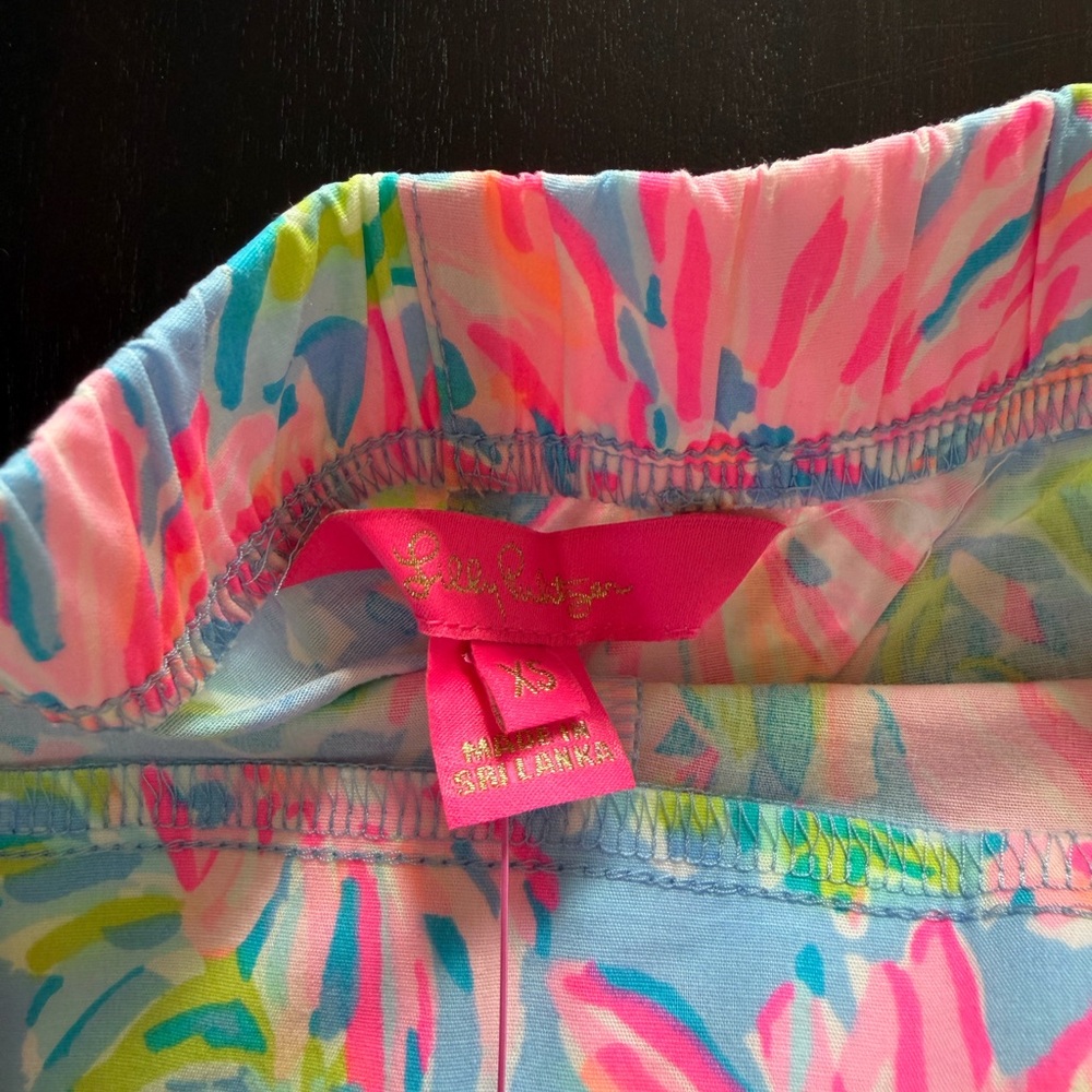 Lilly Pulitzer Pink and Blue Floral Women's Shorts - Picture 2 of 5